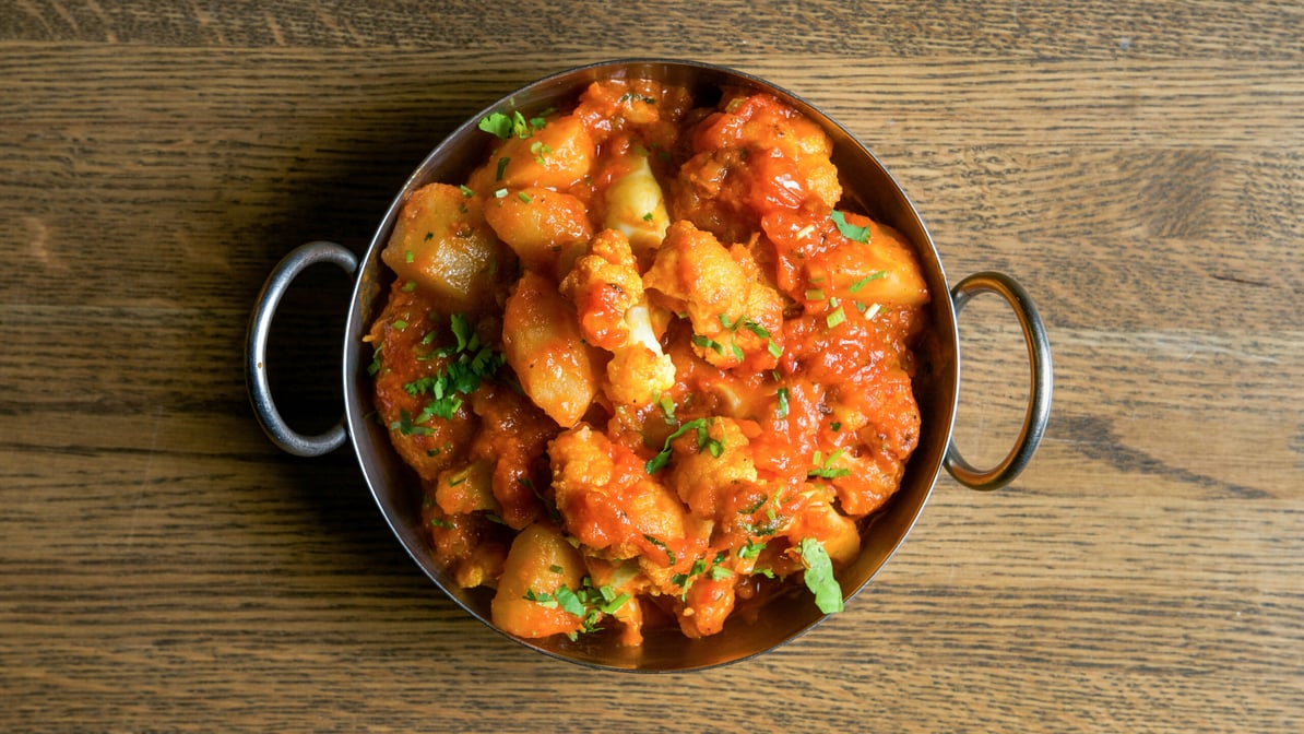 Aaloo Gobi (V) - Vegetable Specialities