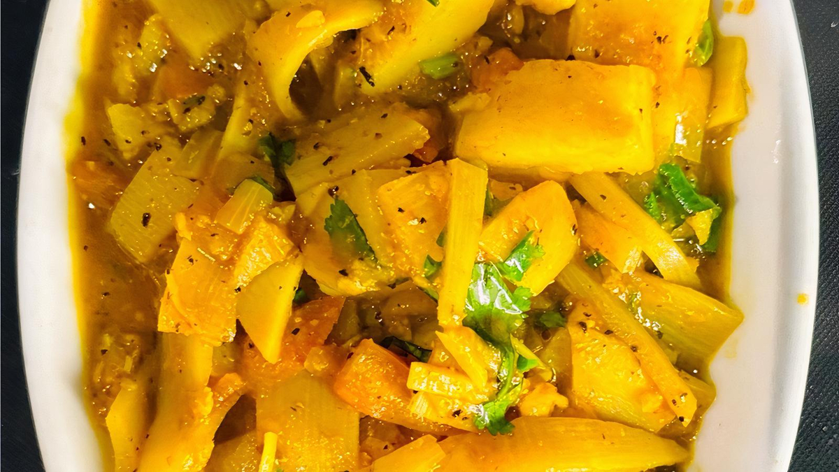 Aloo-Taamaa - Vegetable Curry