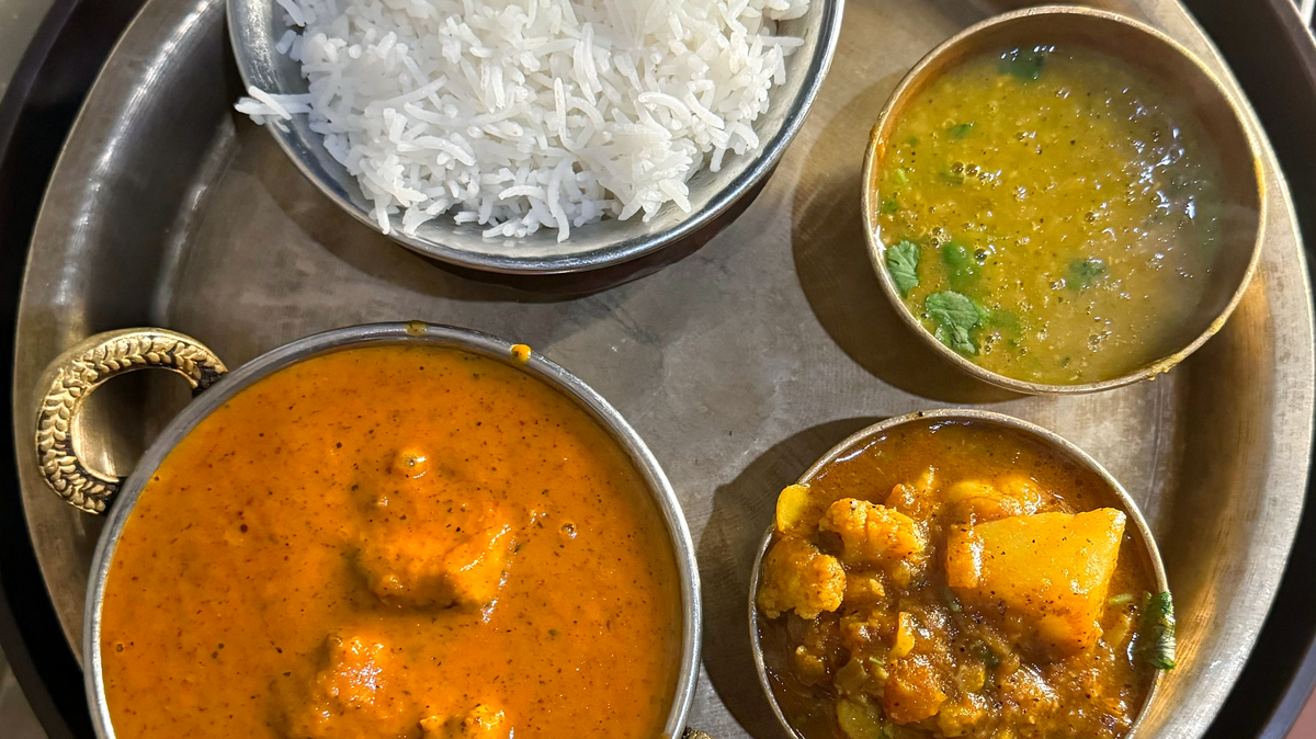 Non Vegetable Thali - Nepali Set Menu (Thali )/ Combo