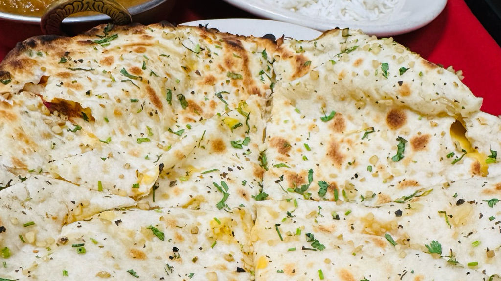 Cheese Garlic Naan - Bread